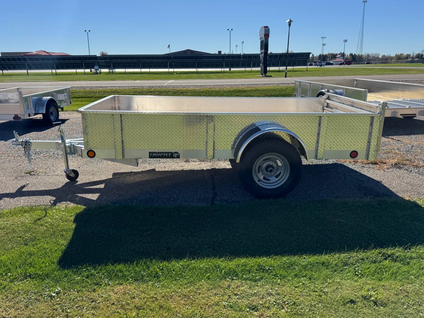 2027 Trophy 5x10 Aluminum Trailer, Diamond Plate Sides, Single Axle, Stacked Ramp, photo 2